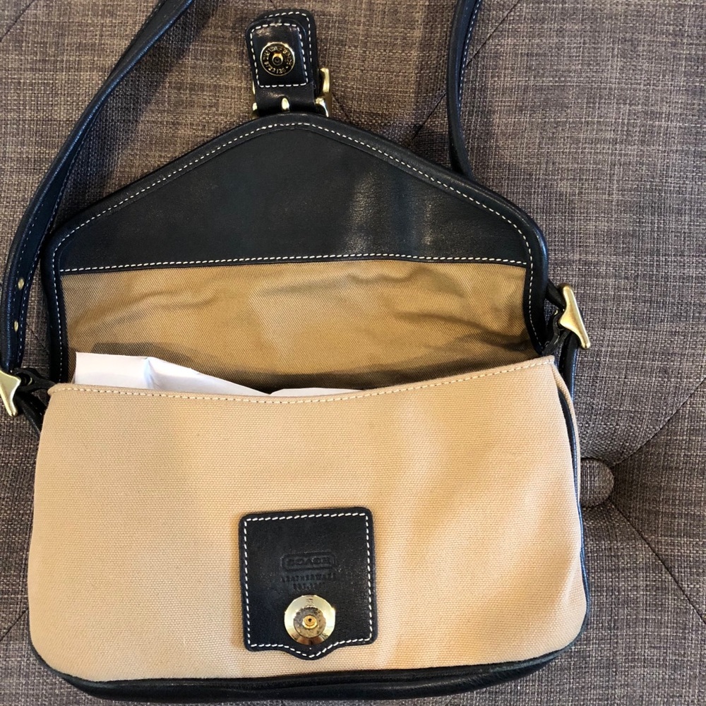 Coach Handbag - Picture 2 of 4